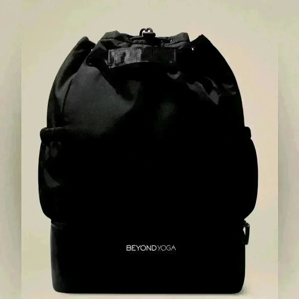 Beyond Yoga bag - NWT